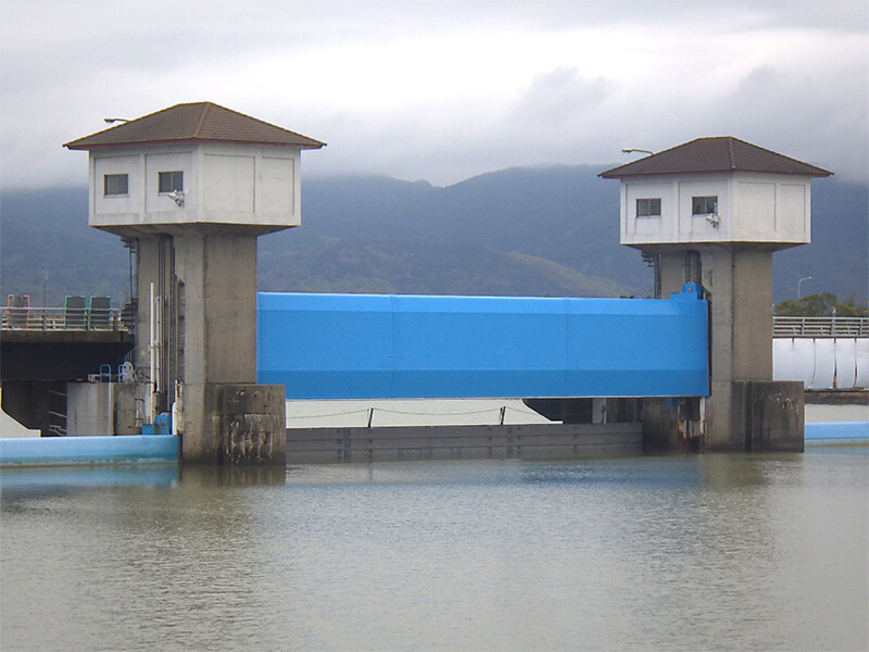 松浦大堰3号主ゲート